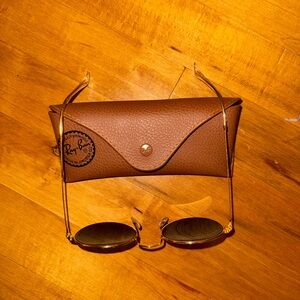 RB3447 Ray-Ban Gold Frame Sunglasses with brown case & box.